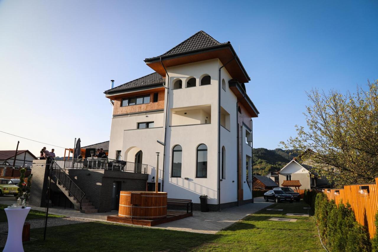 Pensiunea Maramures Guesthouse Вишеу де Жос Екстериор снимка